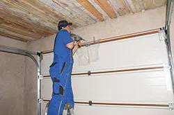 Astoria Expert Garage Doors Service Astoria, NY 347-308-5095 Astoria Expert Garage Doors Service Astoria, NY 347-308-5095 - installation-side